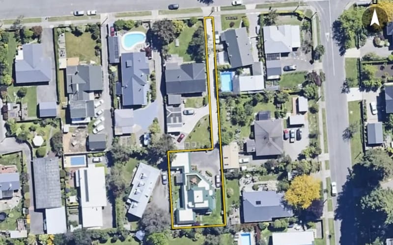 17A Lakings Road