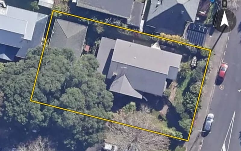 10 Crown Street