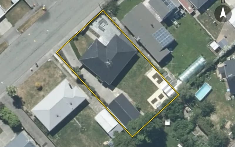 22 Russell Avenue