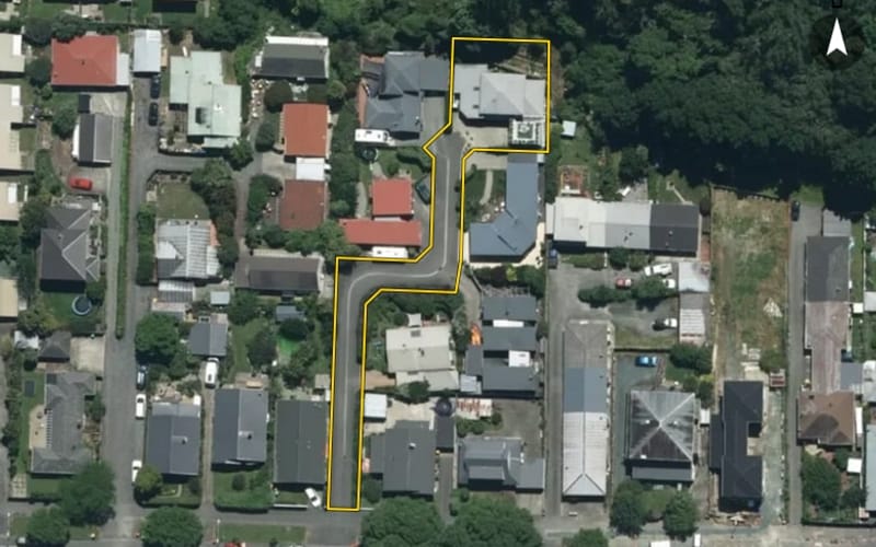 8 Lauria Way