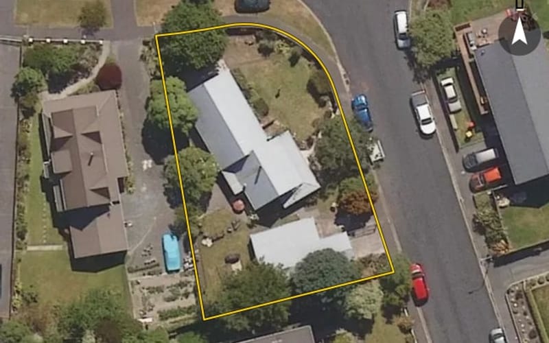 18 Walton Park Avenue