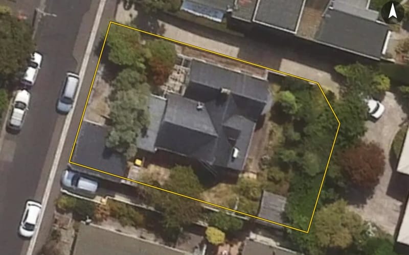 15 Bruce Street