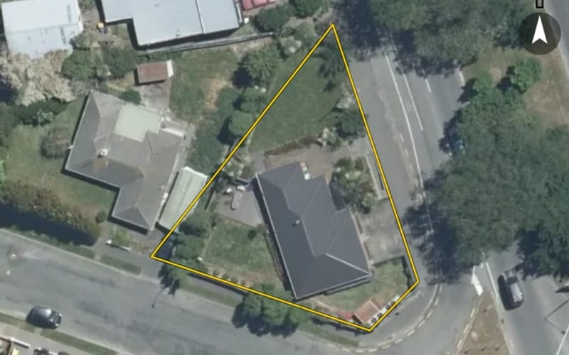 87 Craigie Avenue