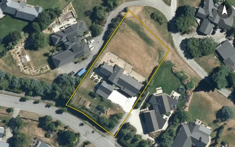 16 Wellswood Way