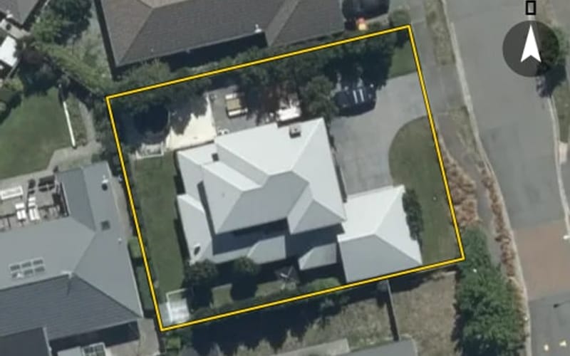 23 Foresters Crescent