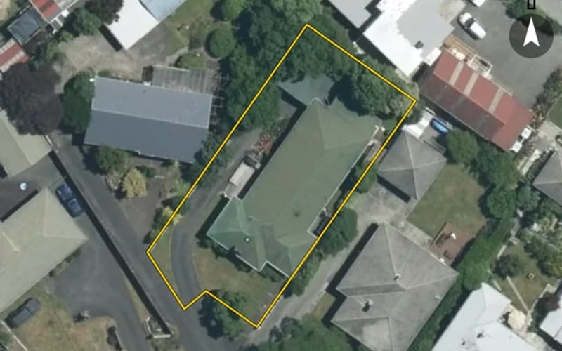 8 Tennyson Crescent