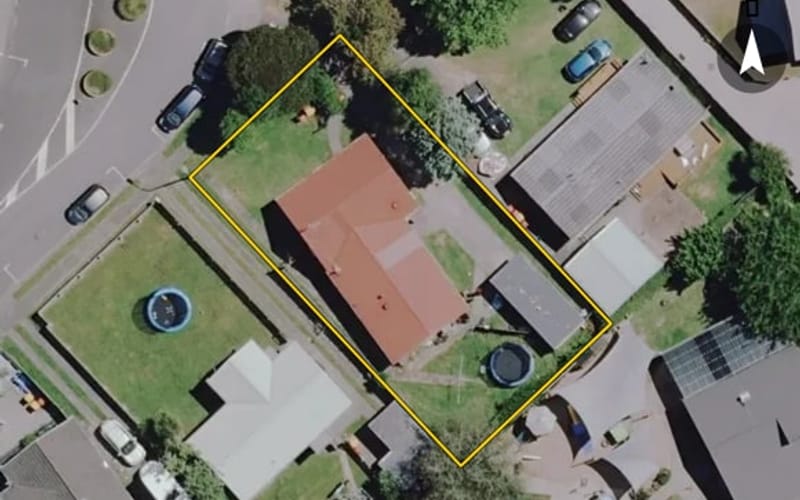14 Pickering Crescent
