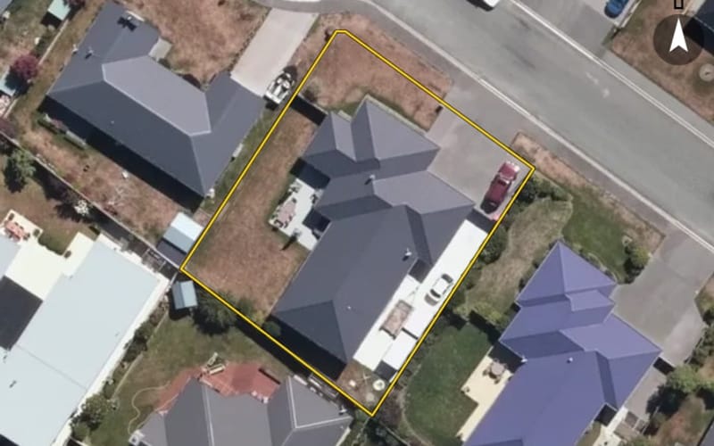 5 McMullan Place