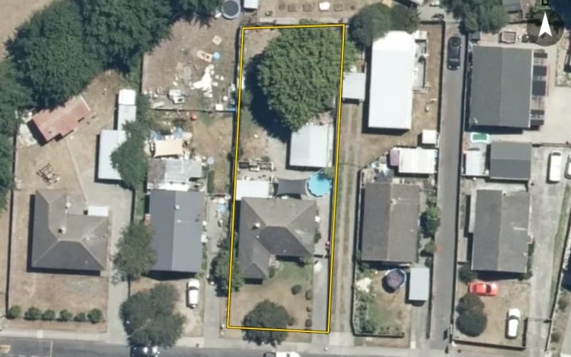 1206 Cunningham Crescent