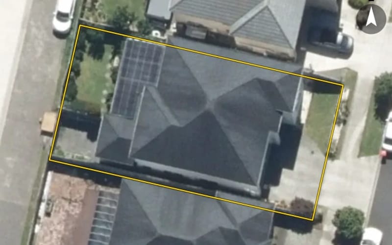 33 Rosewell Crescent