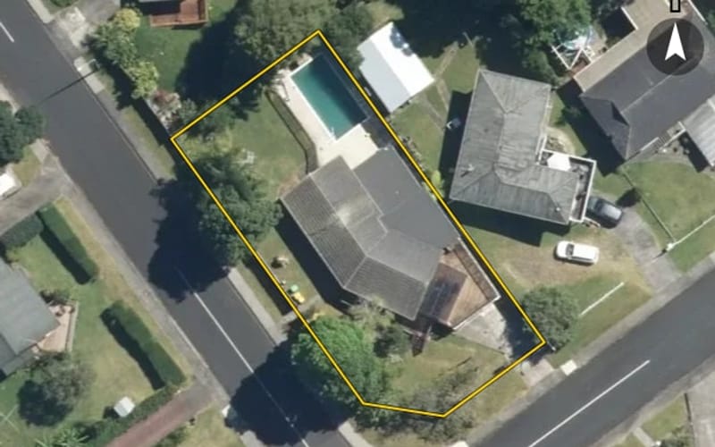 1 Glenroy Place