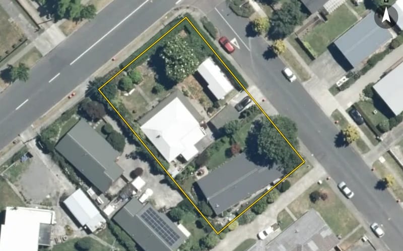 400 Willowpark Road South