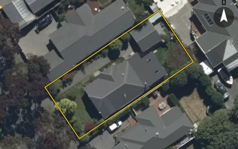 8 Rayburn Avenue