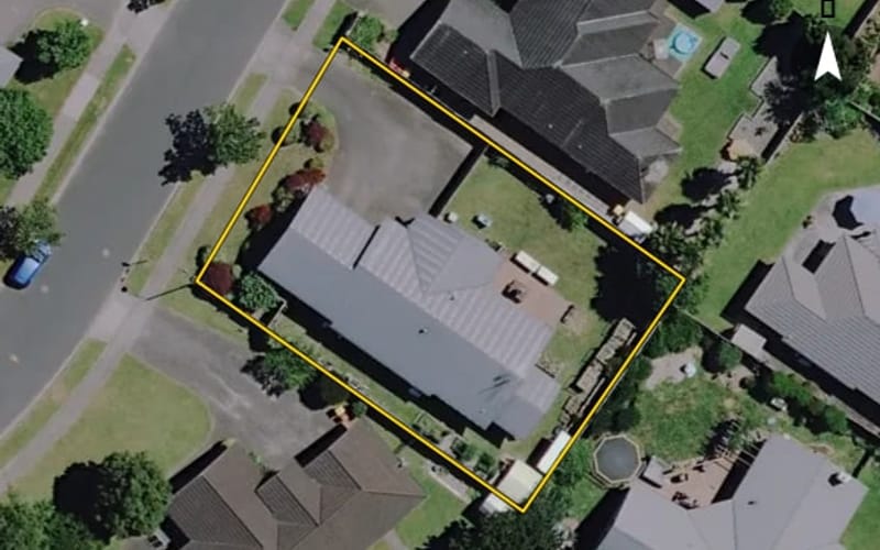 59 Cairns Crescent