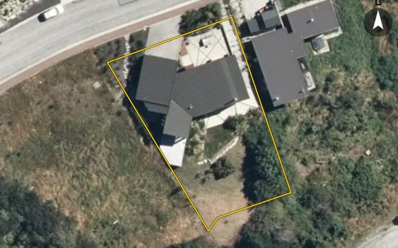 6 Angelo Drive