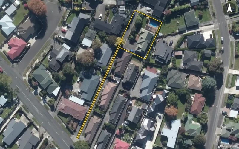 4 Silverdale Court