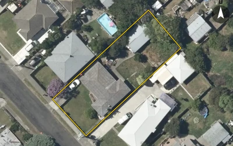 12 Mason Avenue