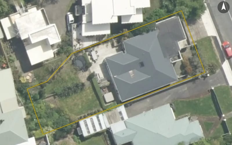 21 Homewood Crescent