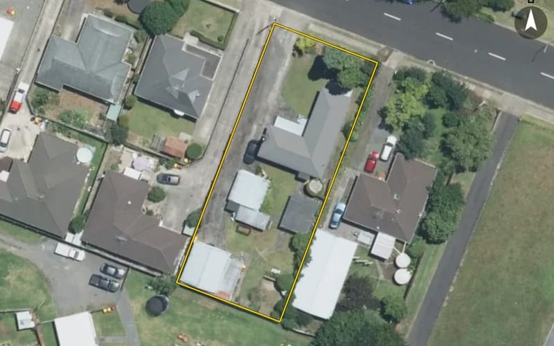 17 Gatland Road