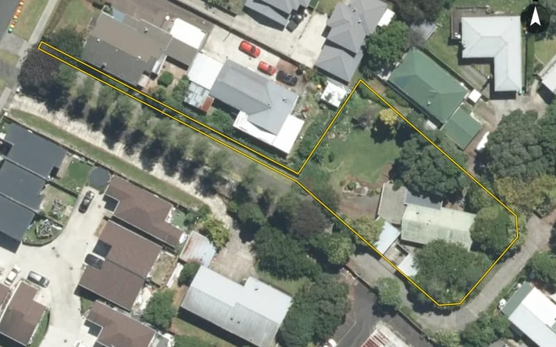 13D James Road