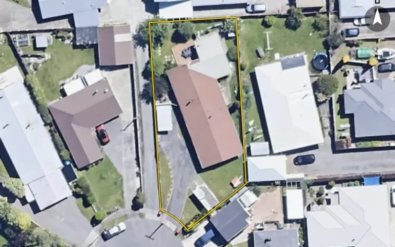 6 Wadsworth Crescent