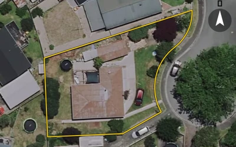 12 Prior Place