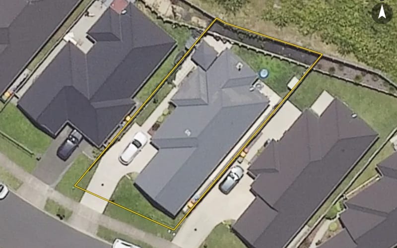 79 Pakanga Grove