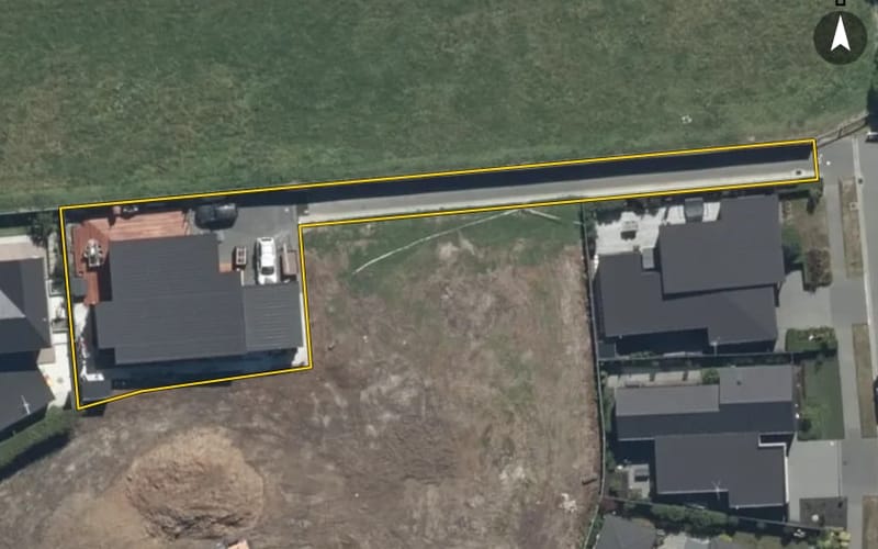 15 Stroma Avenue