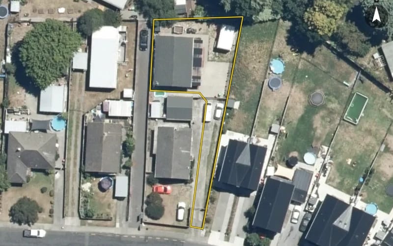 1212A Cunningham Crescent