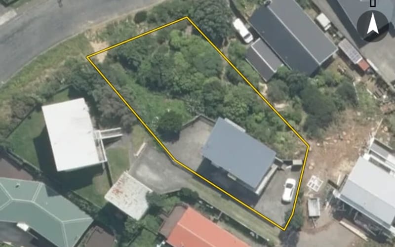 8 Clinton Way