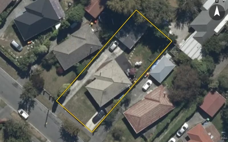 12 Gregan Crescent