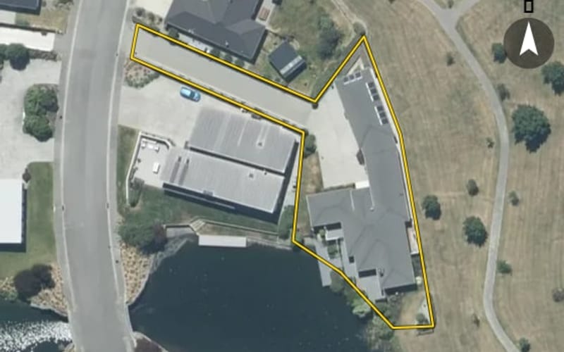 2 Torbay Avenue