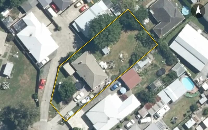 907 Eaton Road