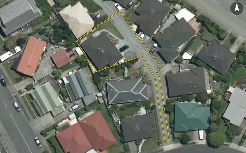 3 Burton Way