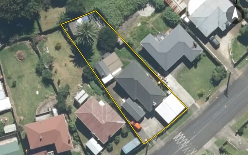 8 Hamill Road