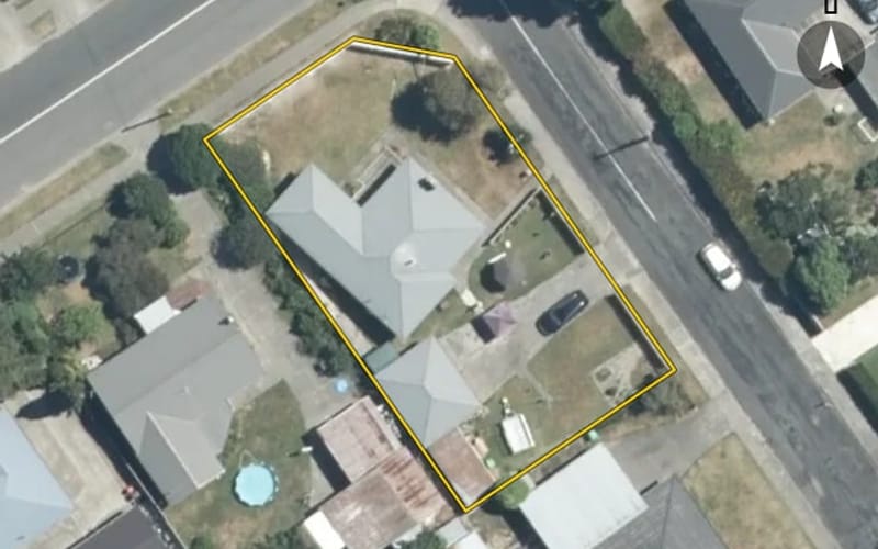 1413 Caroline Road