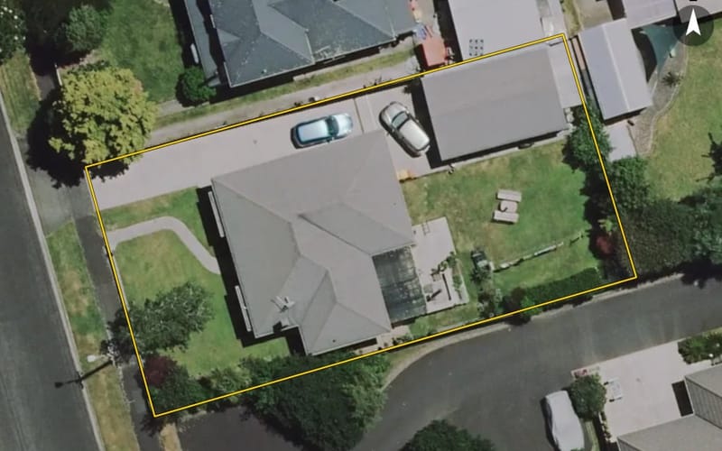 32 MacFarlane Street