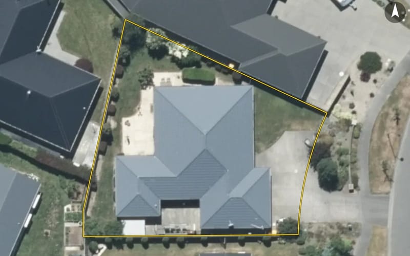 14 Charlesworth Drive