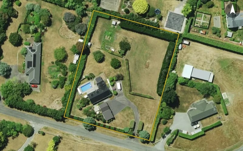 26 Whitewood Crescent