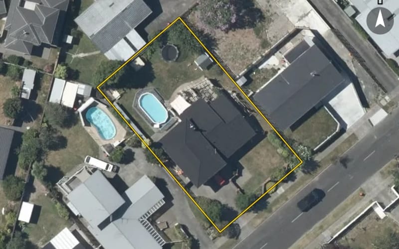 9 Upham Crescent