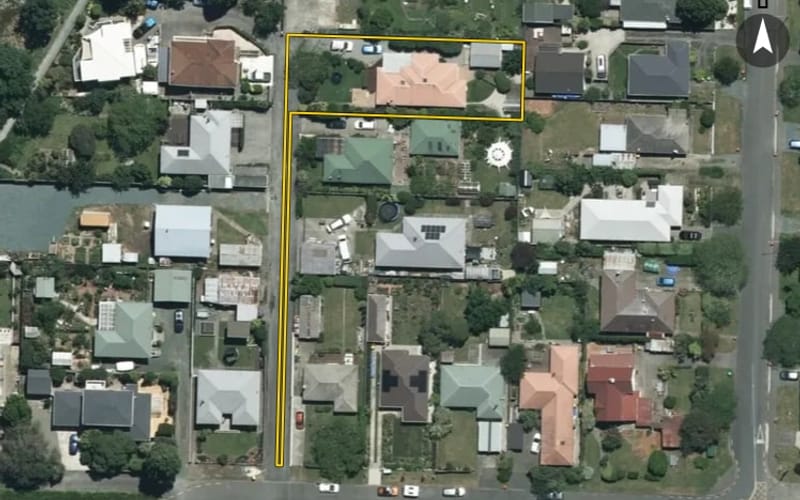 233 Nile Street East
