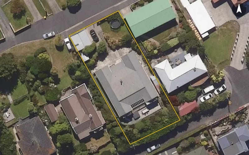 12 Winston Place