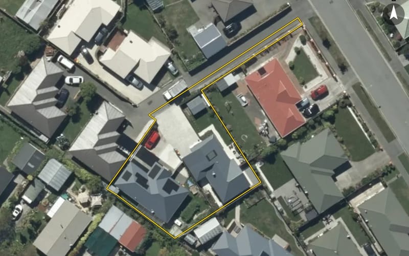2/12 Thistledown Place