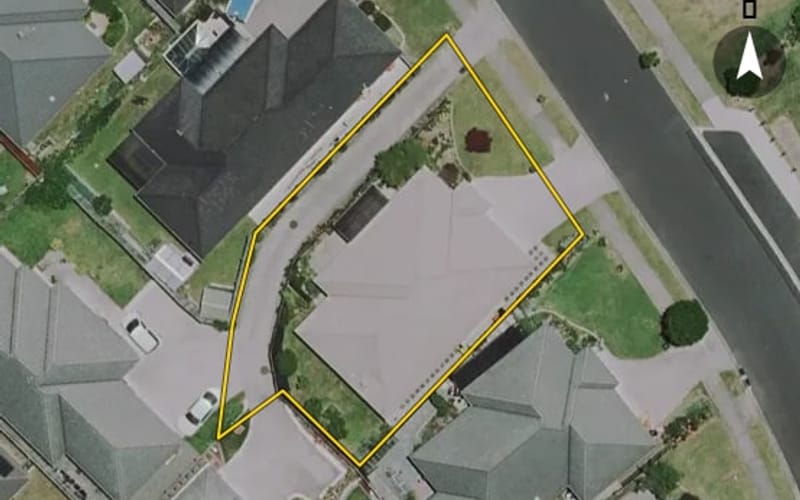 52 Edgeview Crescent