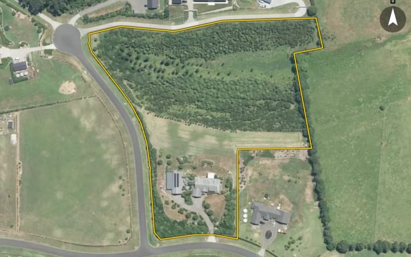 2 Loxton Lane