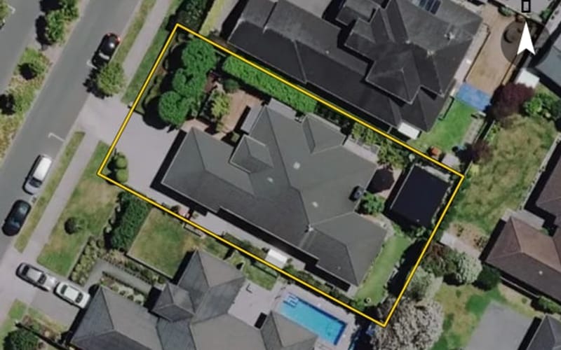 8 Woodridge Drive
