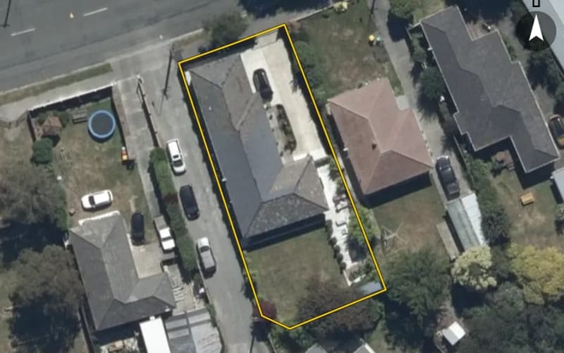 25 Kendal Avenue