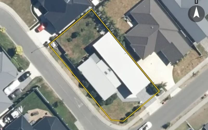 8 McKay Close