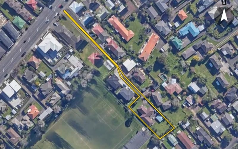 1110 New North Road