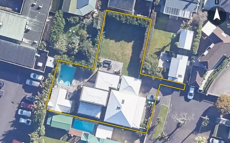8-10 Kawaka Street
